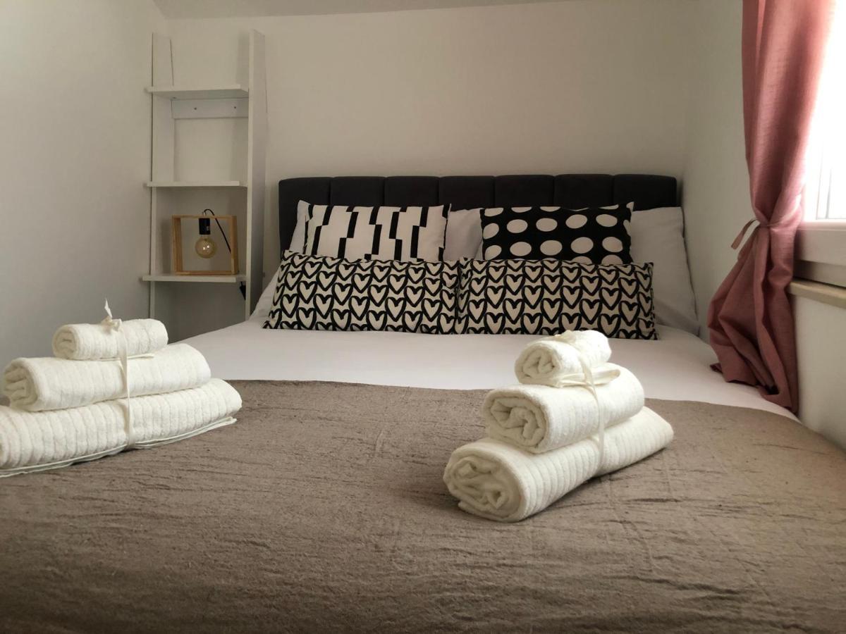 Apartment Deana Jezera Luaran gambar